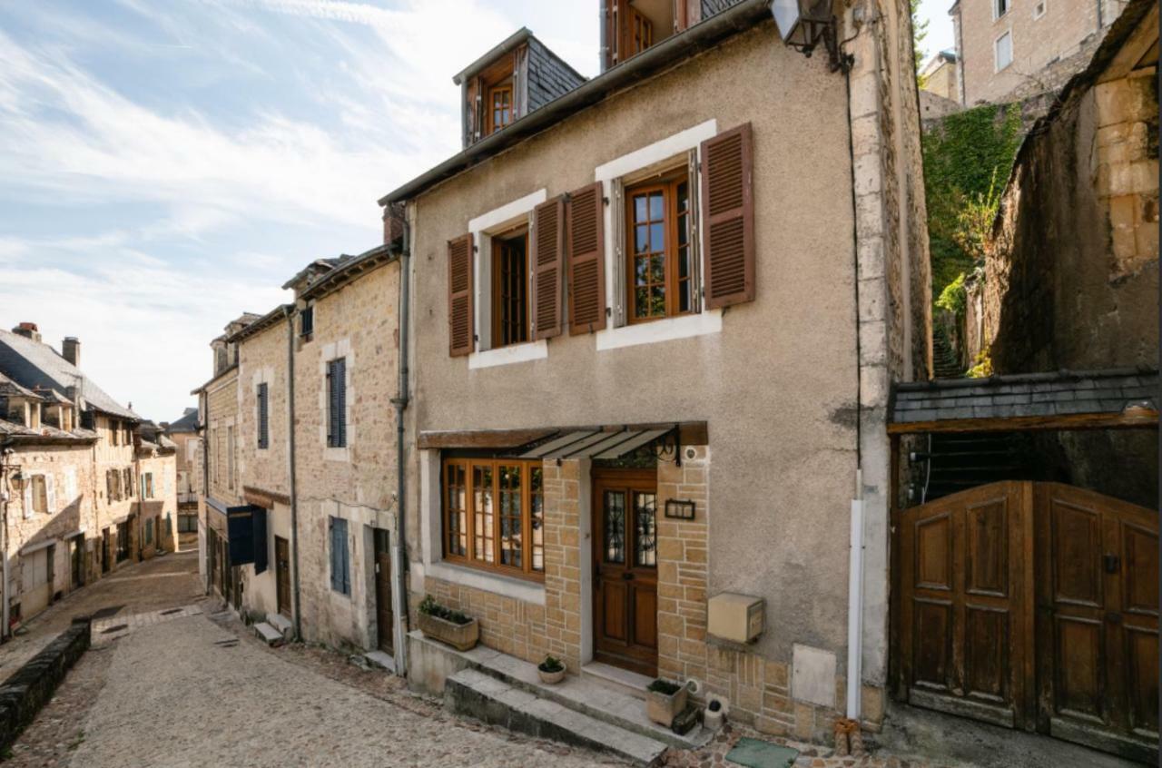 Maison Avec Patio Dans Le Centre Historique Villa Terrasson Dış mekan fotoğraf